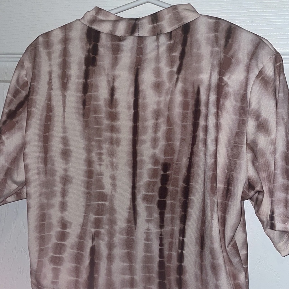 PrettyLittleThing Crop Top - Picture 6 of 6